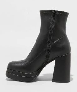 Women's Nadia Platform Boots - Wild Fable™ Black